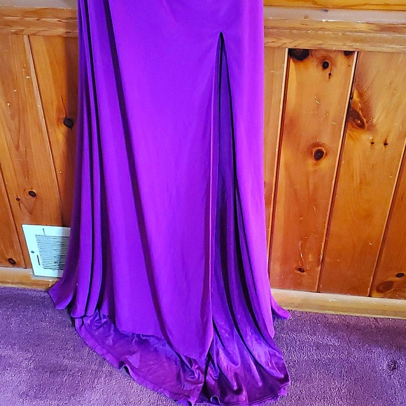 Dress - Picture 4 of 6